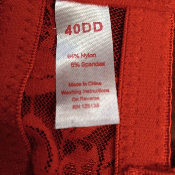 Inteco Intimates 40DD Bra Red Lace Underwire Adjustable Straps Rhinestone Accent - Picture 8 of 11